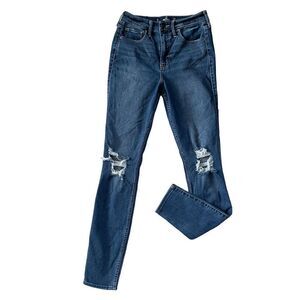 Hollister Ultra High Rise Super Skinny Jeans Size 7/28 Distressed